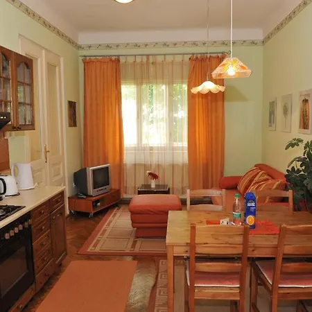 Jos Tour As Appartement